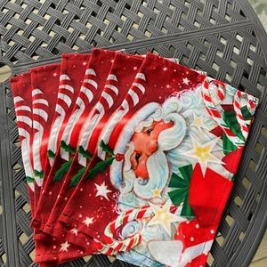 NWT Dreaweet - Christmas washable rectangular placemats - Set of 6 17.5” x 11.5”